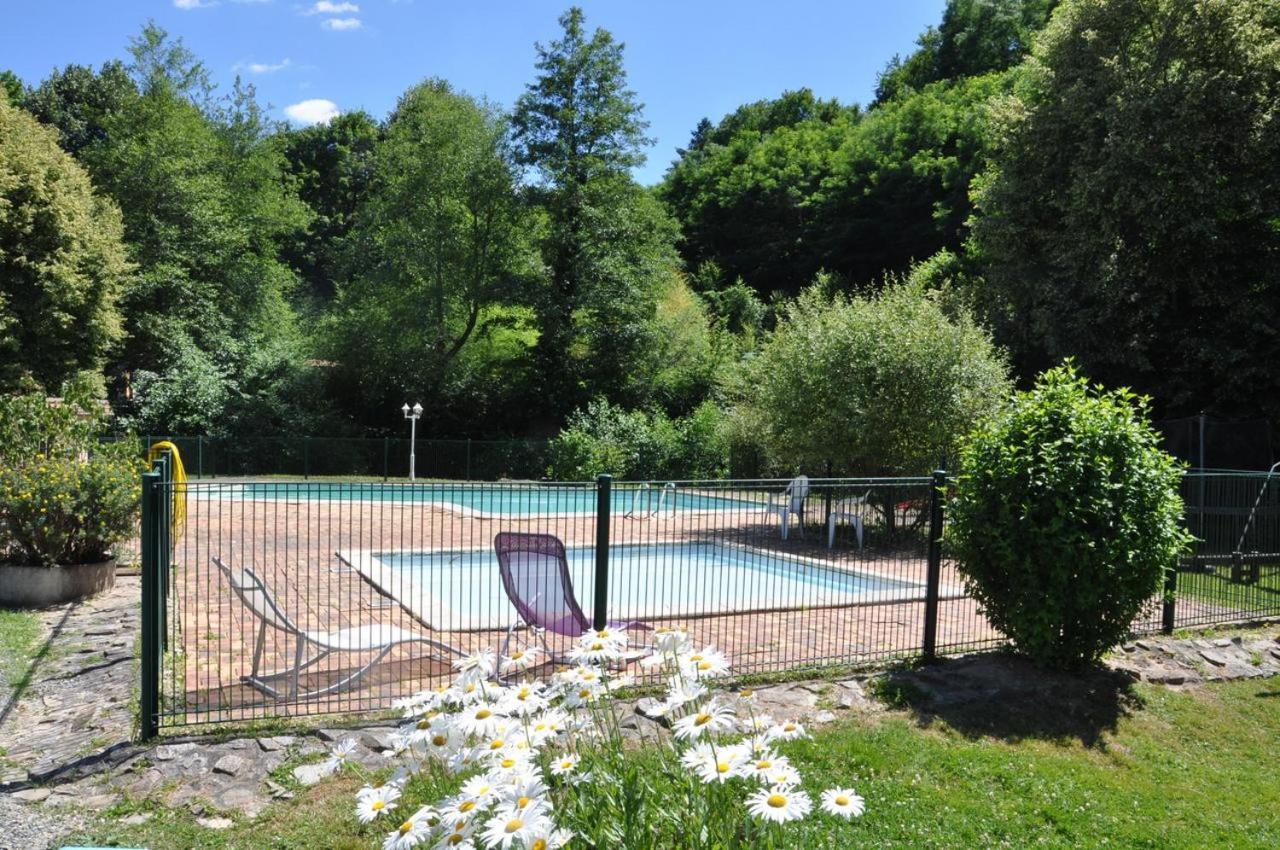 Les Chalets Du Moulin Du Chatain 4 Payzac  Εξωτερικό φωτογραφία